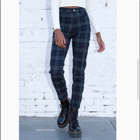 Brandy Melville Pants - Brandy Melville Green Plaid Jane Pants